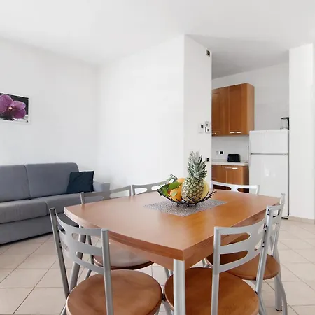 Casa * Lierna
